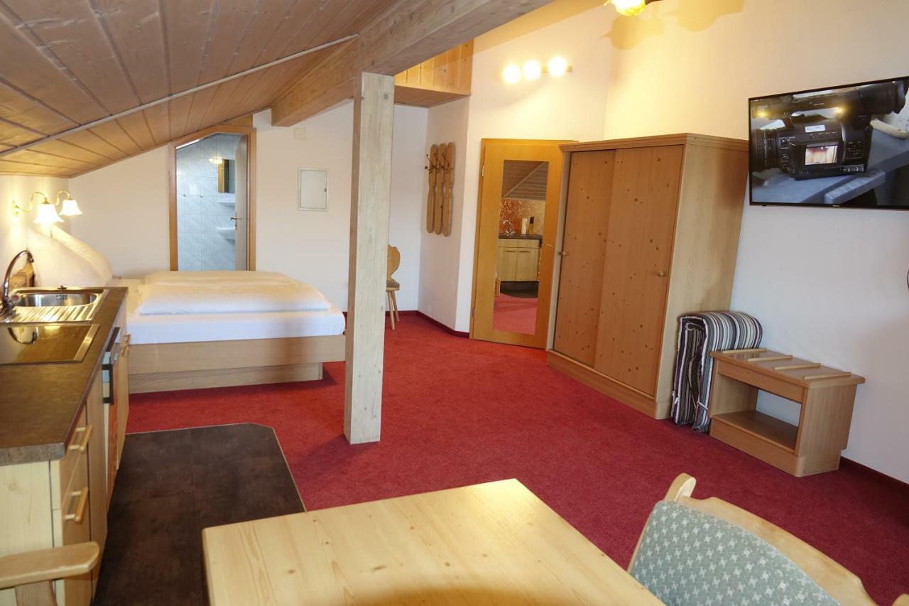 Gaestehaus Guggomos "Hopfen Am See" Füssen Kültér fotó