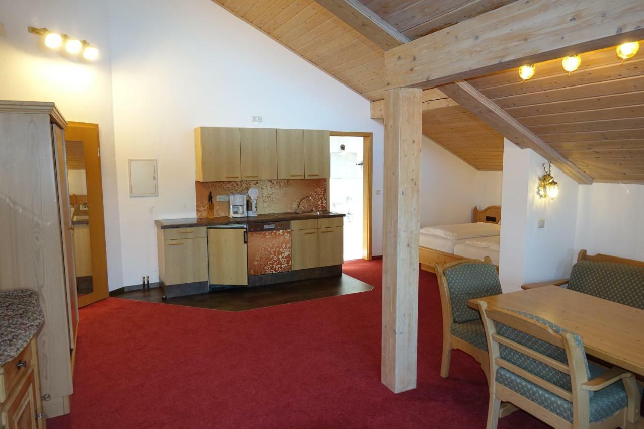 Gaestehaus Guggomos "Hopfen Am See" Füssen Kültér fotó
