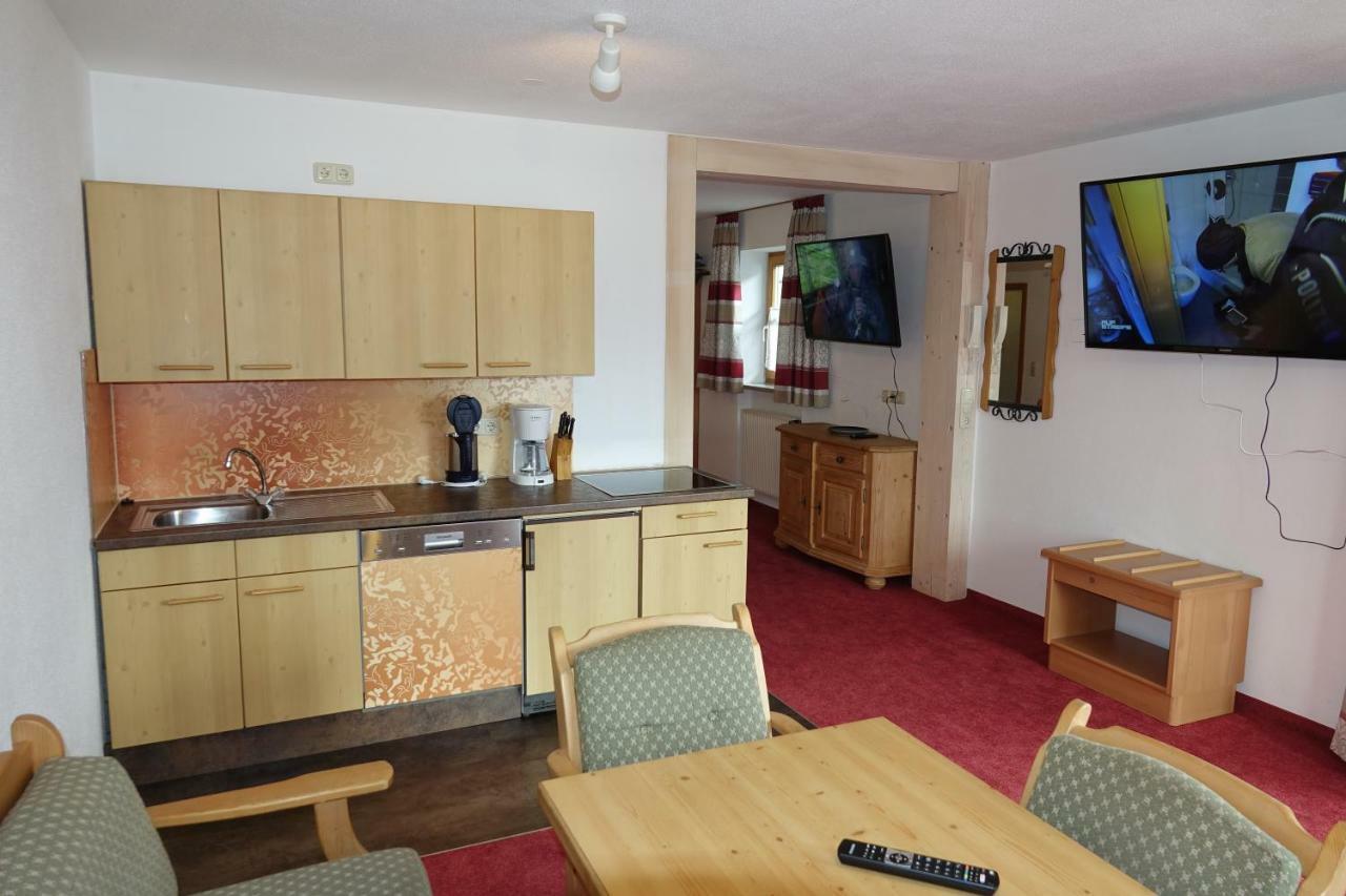 Gaestehaus Guggomos "Hopfen Am See" Füssen Kültér fotó